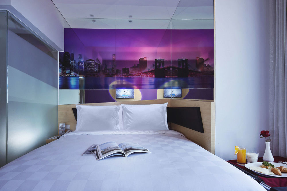 G Suites Hotel By Amithya Surabaya Kültér fotó
