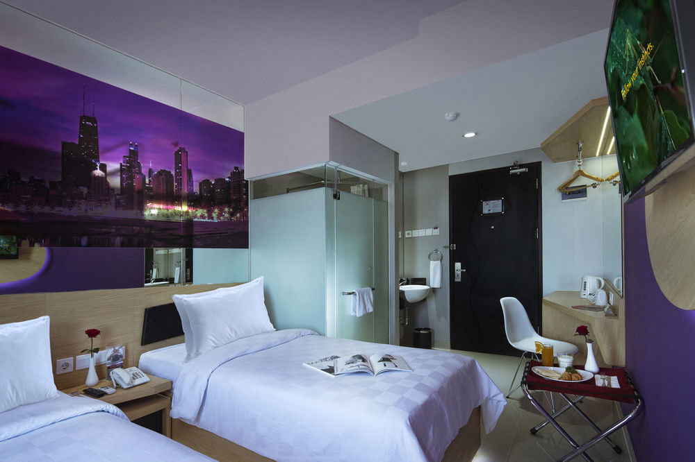 G Suites Hotel By Amithya Surabaya Kültér fotó